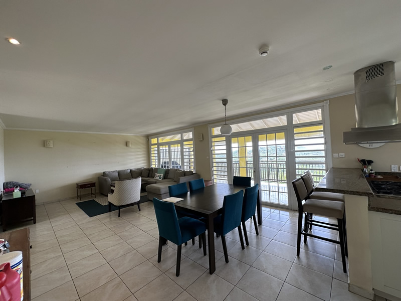 luxury homes for sale in st lucia living room