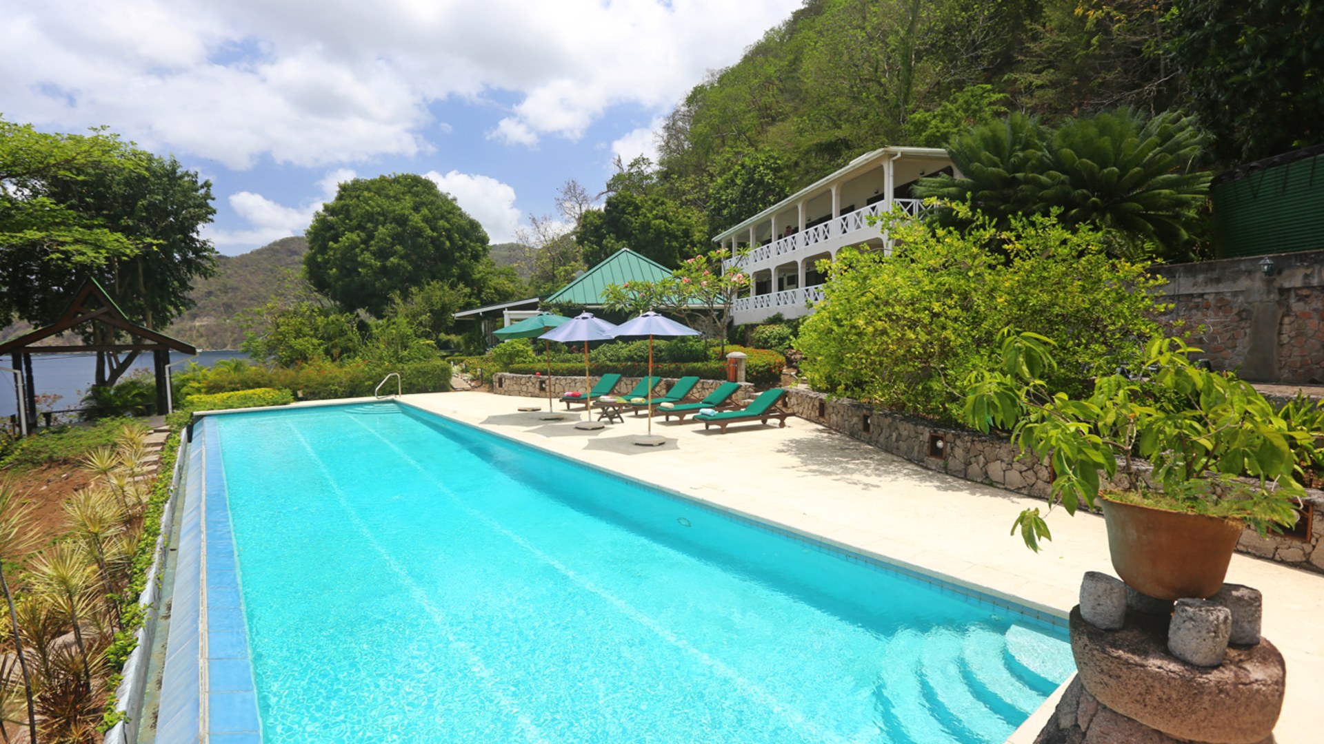 St. Lucia Real Estate Luxurious Colibri cottage Villa pool